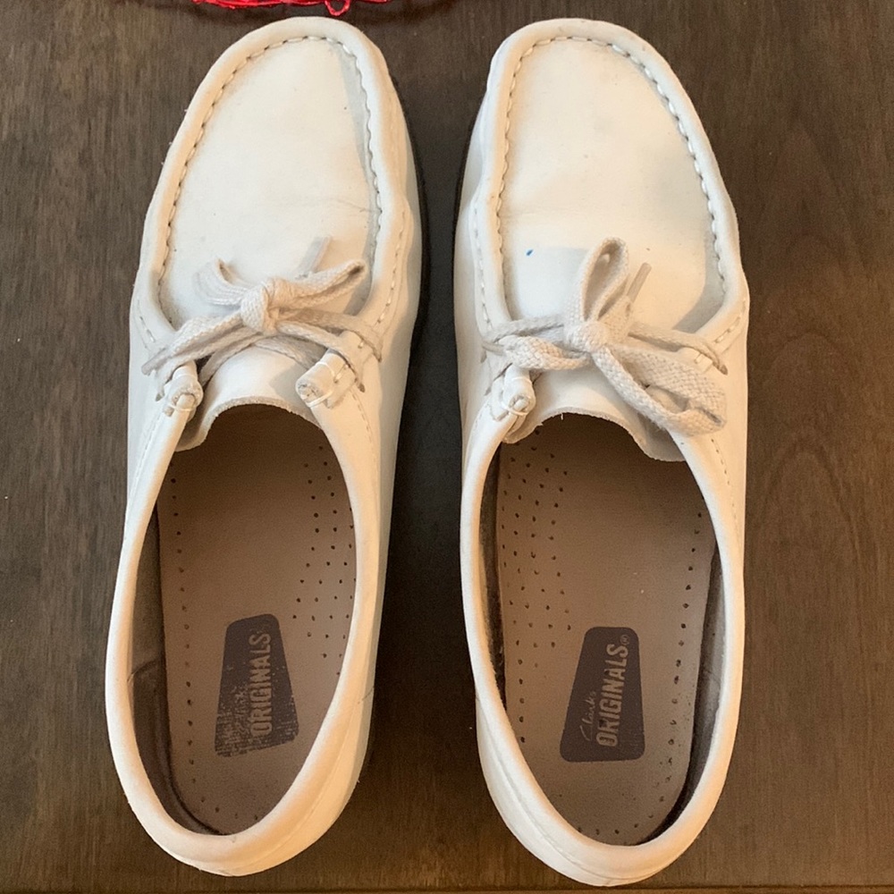 Clark Wallabees womens size 8